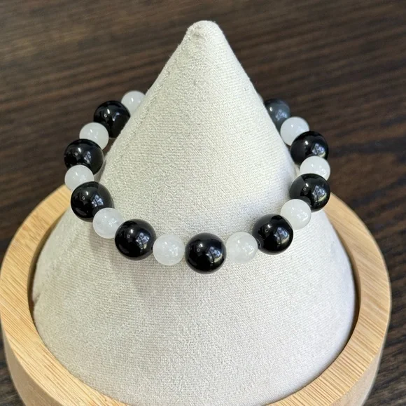 Set of Black and White Jade Beaded Bracelet and Earrings Stretchy for Adults - Picture 2 of 5